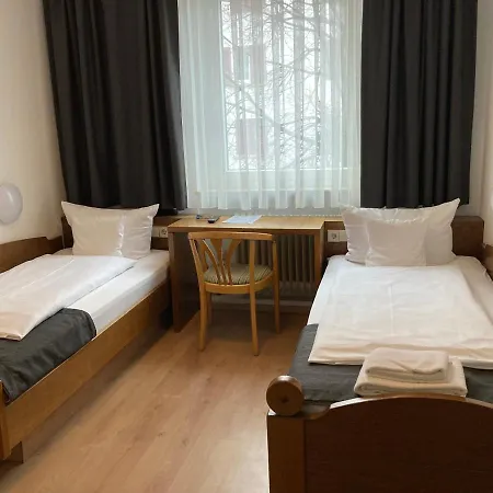 Jaegerhaus In Am Hohentwiel 3* Singen