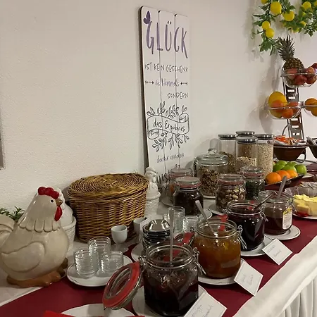 Jaegerhaus In Am Hohentwiel 3* Singen