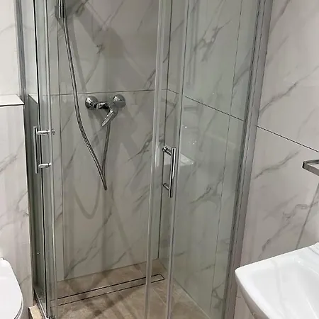 Jaegerhaus In Am Hohentwiel 3*