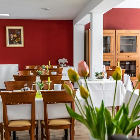 فندق Jaegerhaus In Am Hohentwiel