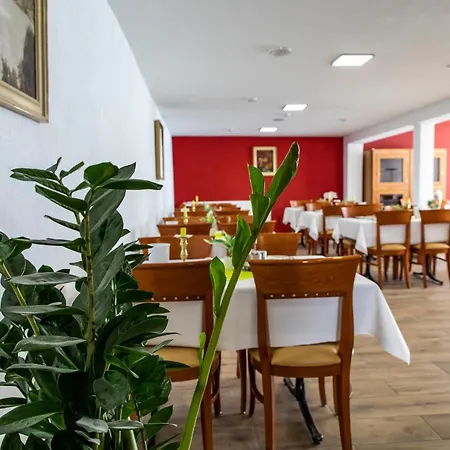 فندق Jaegerhaus In Am Hohentwiel سينغن