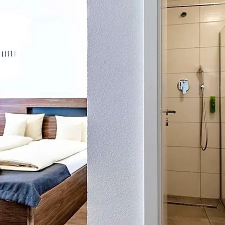 Jaegerhaus In Am Hohentwiel 3* Singen