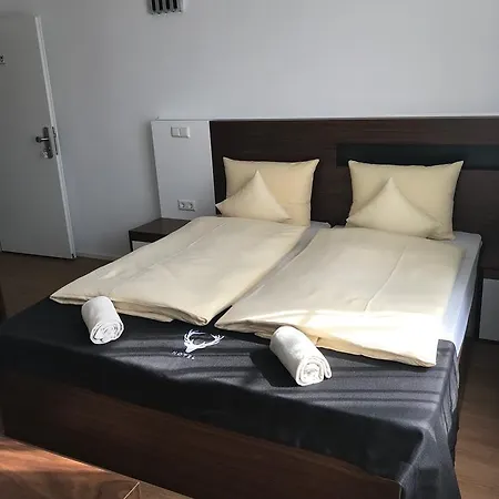 Hotel Jaegerhaus In Am Hohentwiel Singen