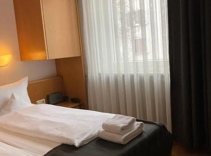 호텔 Jaegerhaus In Am Hohentwiel 3*