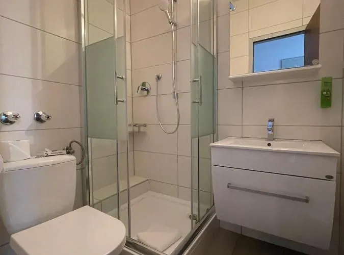 Jaegerhaus In Am Hohentwiel 3* 징엔