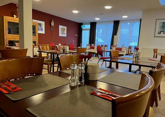 Jaegerhaus In Am Hohentwiel 징엔