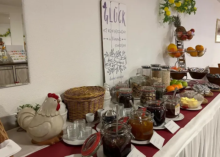 Jaegerhaus In Am Hohentwiel 3* 징엔